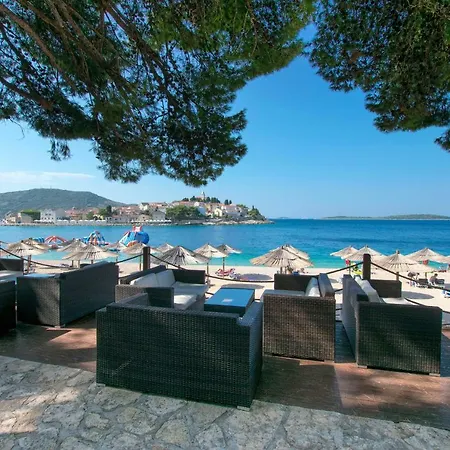 Jere Proto Примоштен