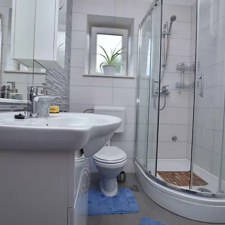 Jere Proto Апартаменты Примоштен