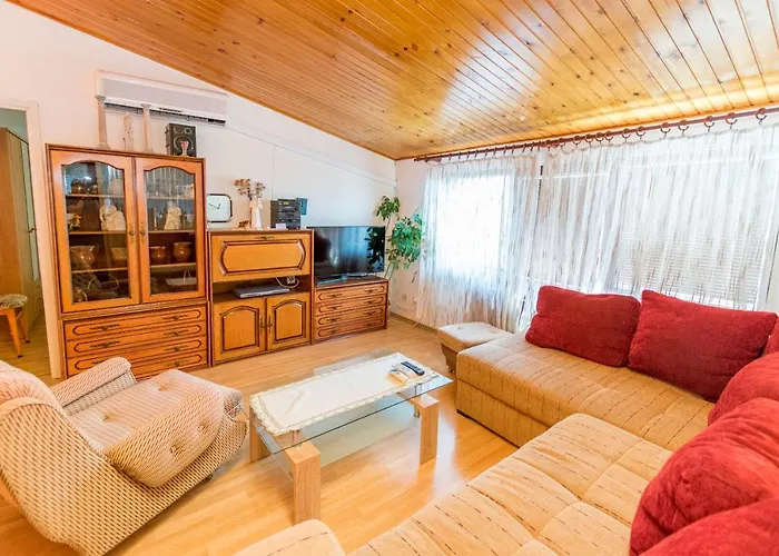 Jere Proto Apartment *